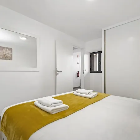 Seaside Charm I Lägenhet Câmara de Lobos